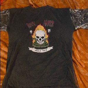 T-shirt with sequin sleeves